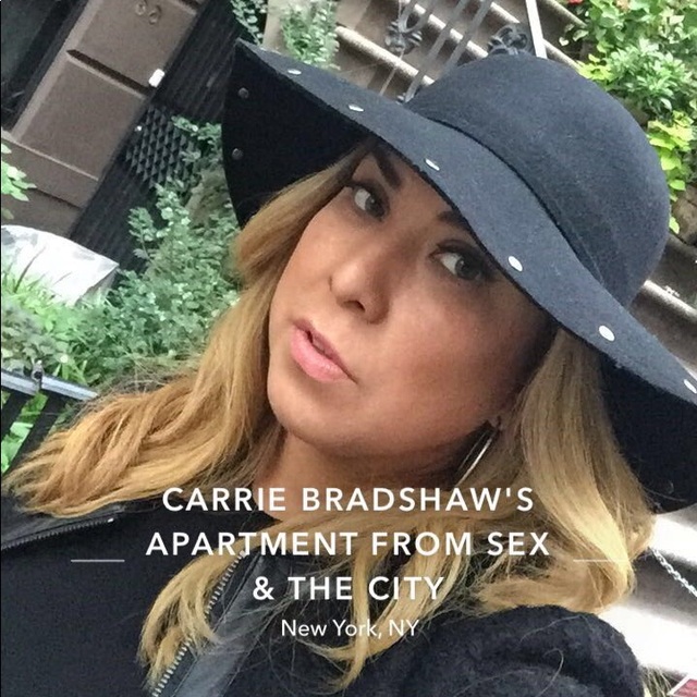 Poshmark banner for @lids